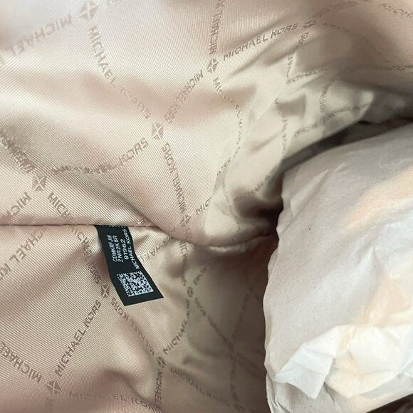 Michael Kors Large Jet Set Burgundy Safianno Leather with Gold Hardware - Picture 9 of 10